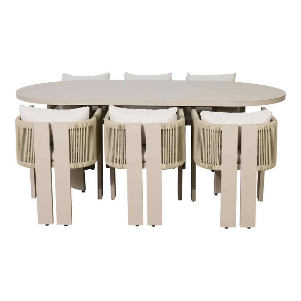 PascalOutdoorDiningWholeSetting